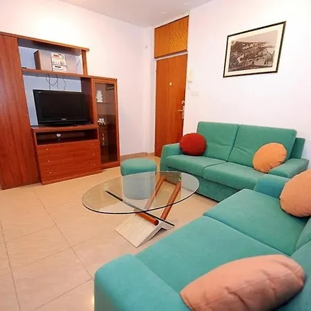 Andrea - Two Bedroom Apartman Zadar